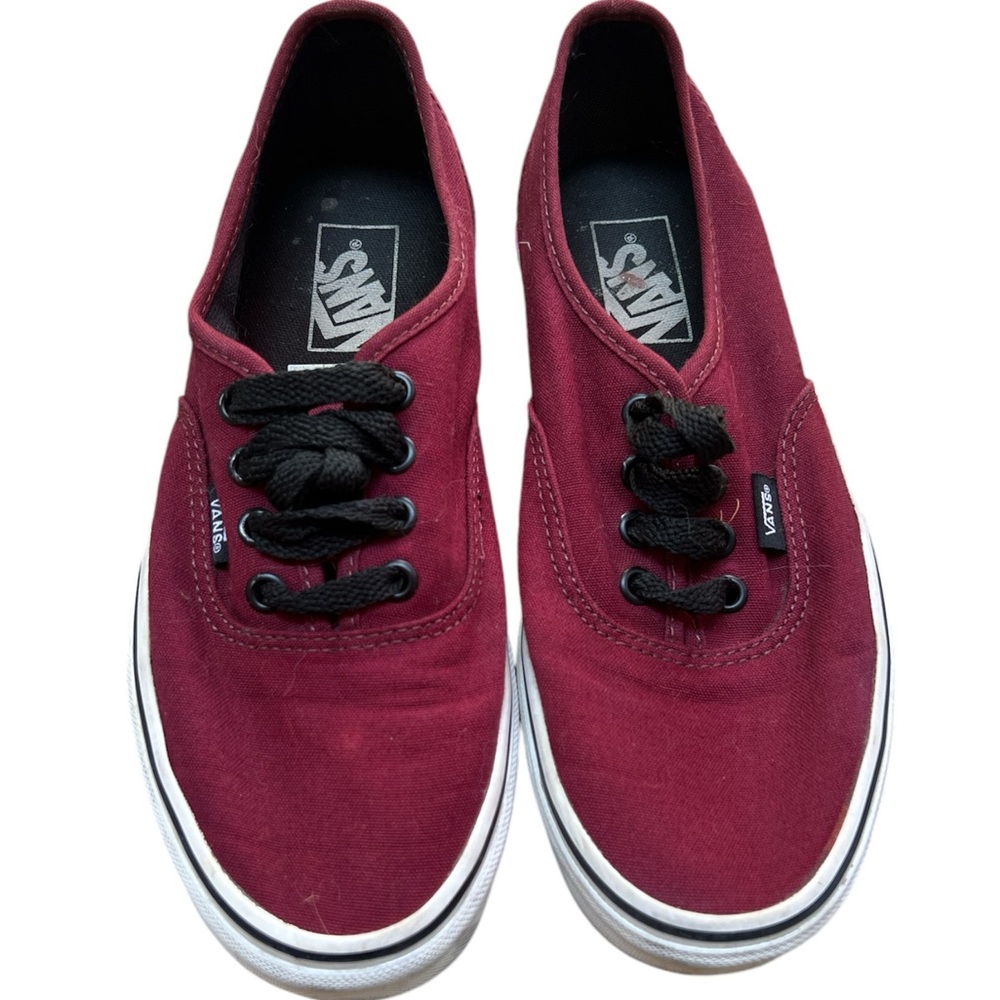 Vans- Burgundy size 6